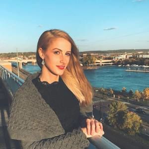 Meet your Posher, Katherine